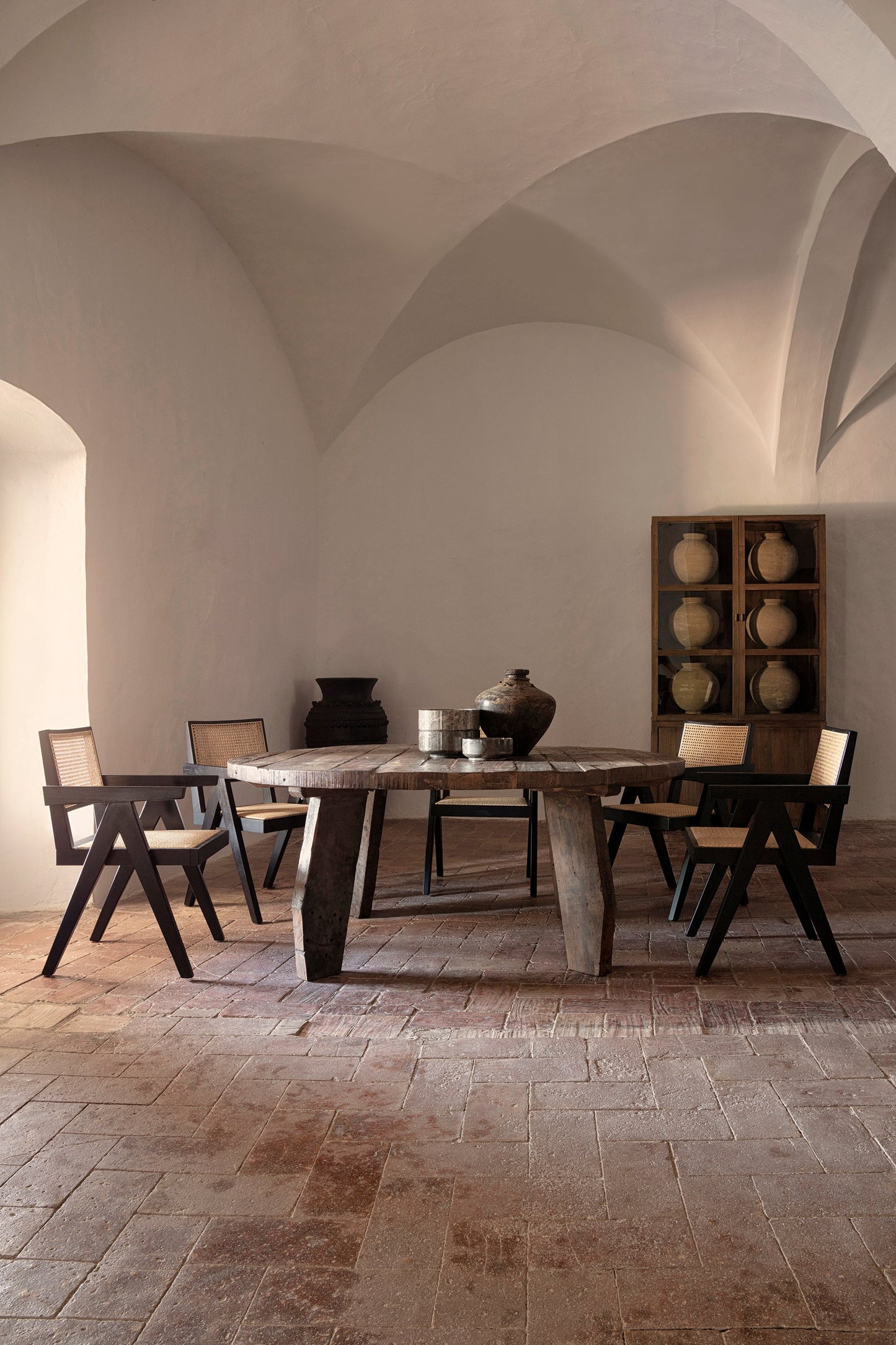 Mesa Comedor Hassi en Color Marrón