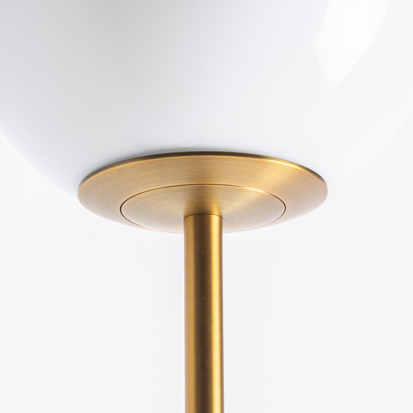 Lámpara De Pared en Color Oro