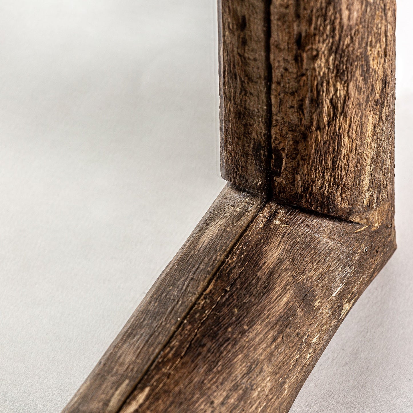 Espejo Badai en Color Natural