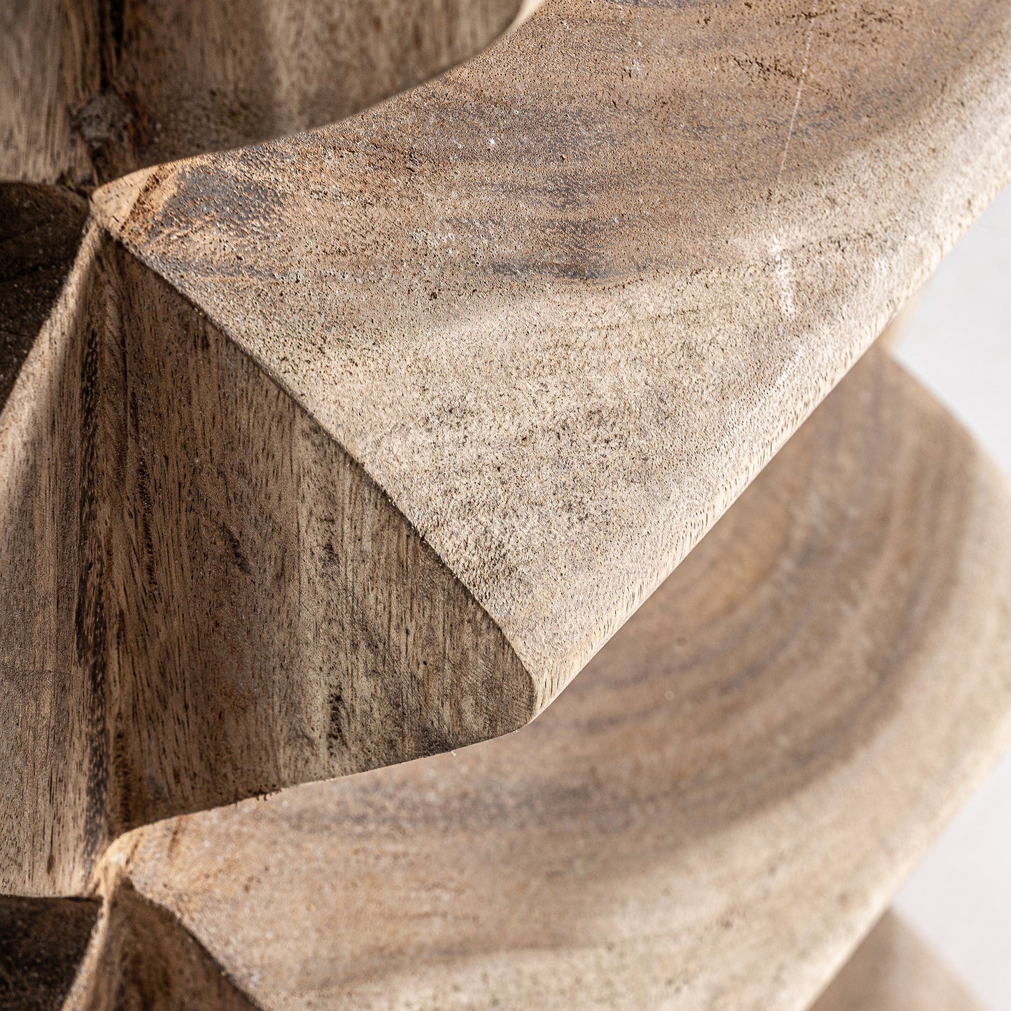 Mesa Auxiliar Sakalli en Color Natural