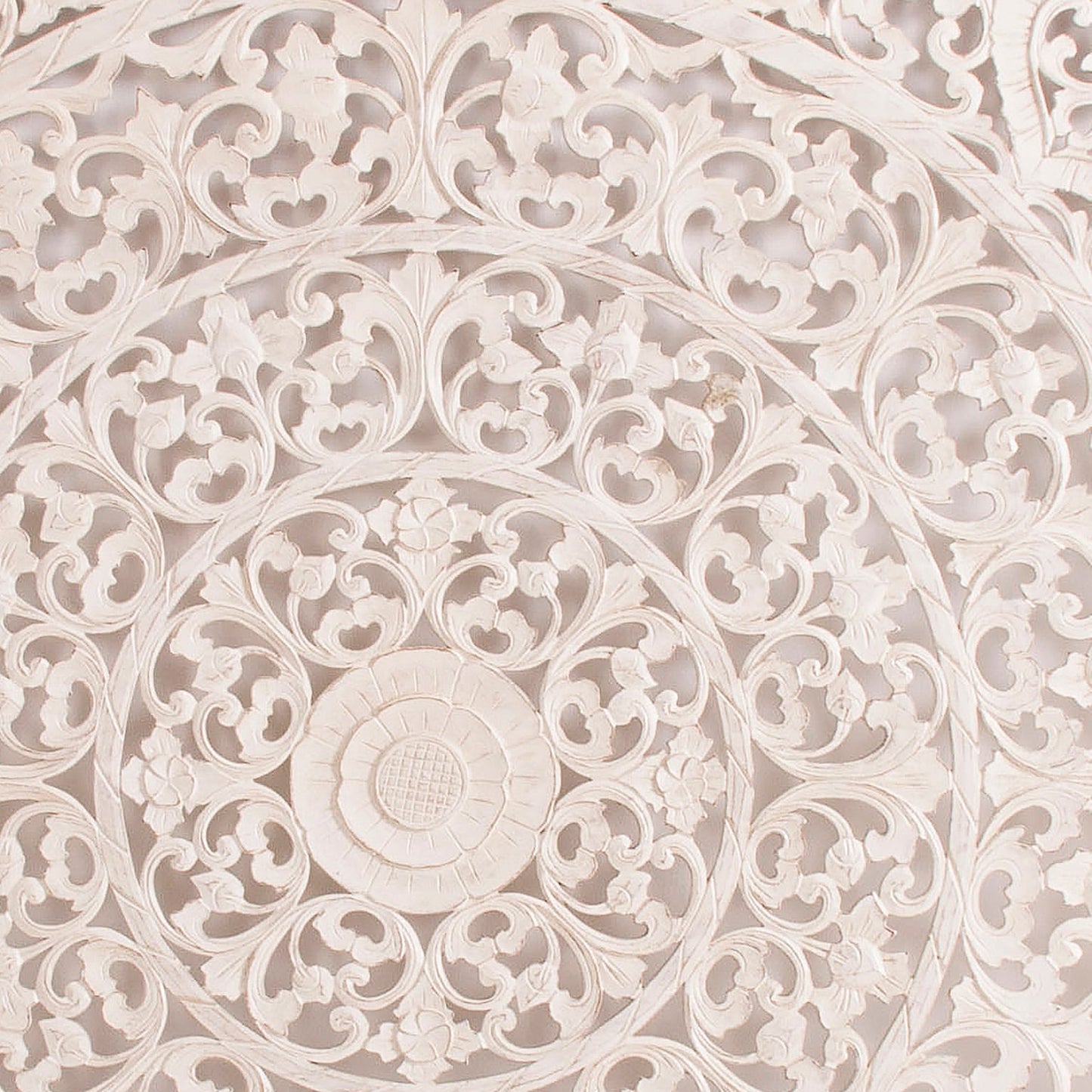 Eleonora Wall Art in White Colour