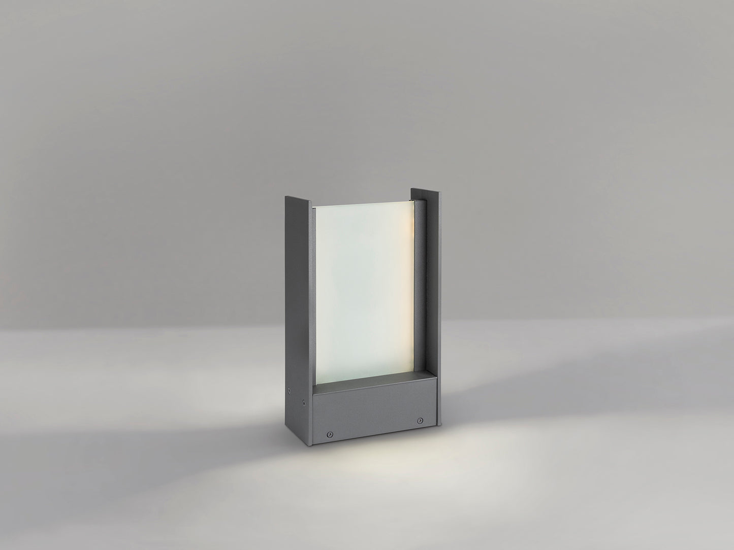 Matia Grey Outdoor Beacon H30 Ip65