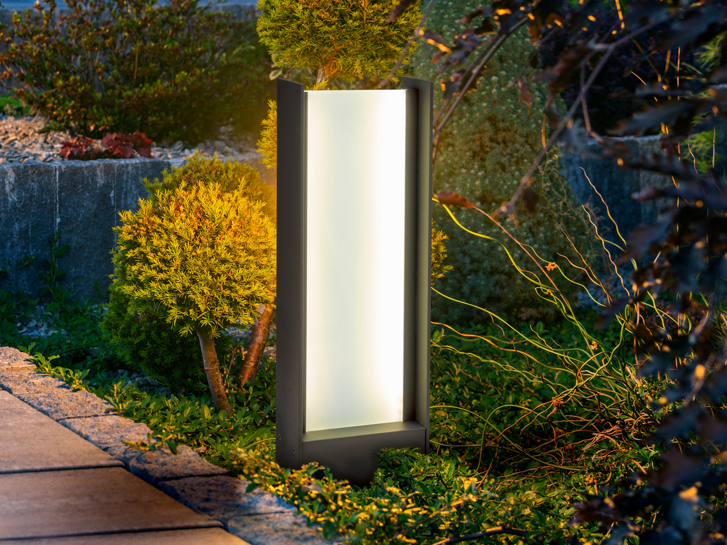 Matia Grey Outdoor Beacon H50 Ip65