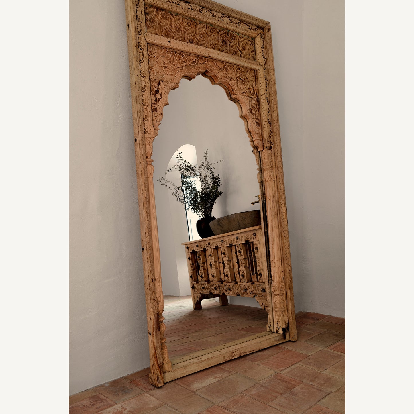 Argeen Mirror in Natural Colour