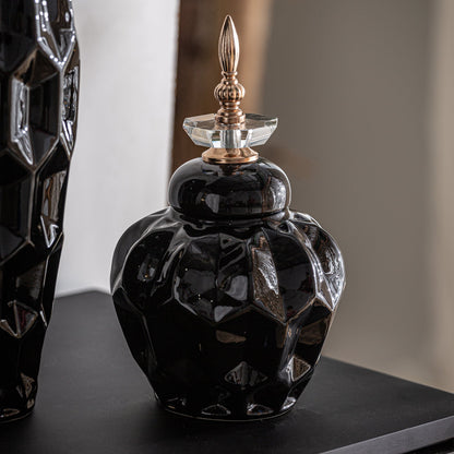 Heyer Vase in Black Colour