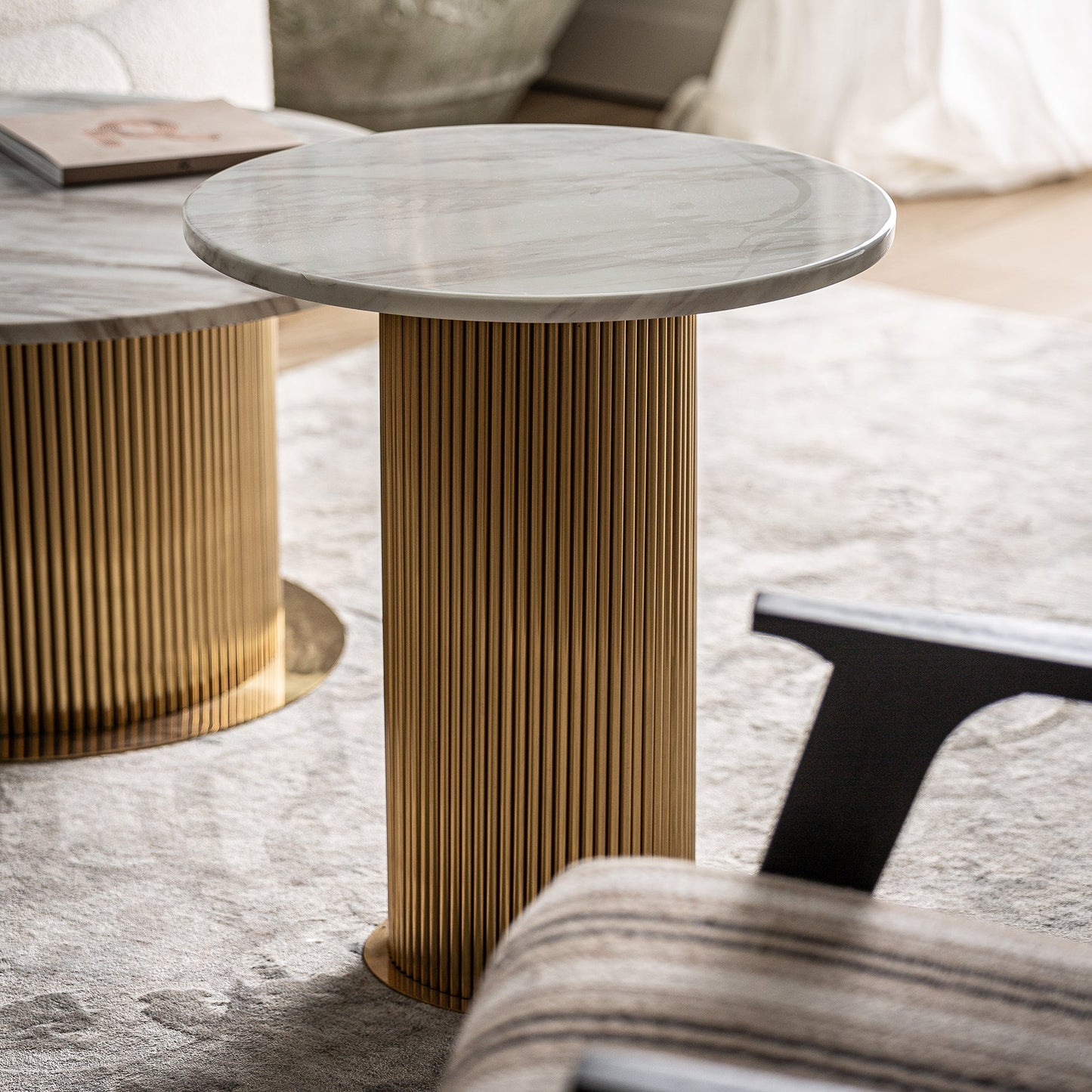 Coen Side Table in White/Gold Colour