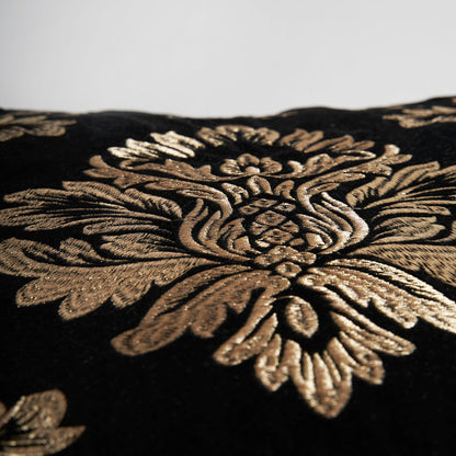 Axelia Cushion in Black/Gold Colour