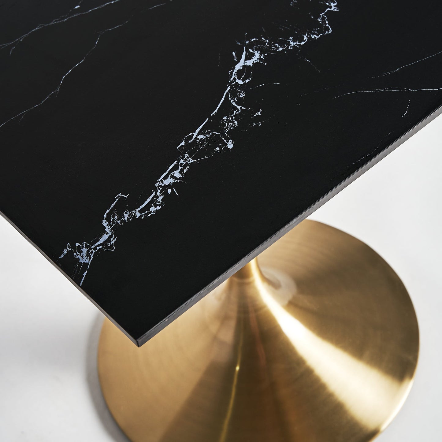 Ullaland Bar Table in Gold/Black Colour