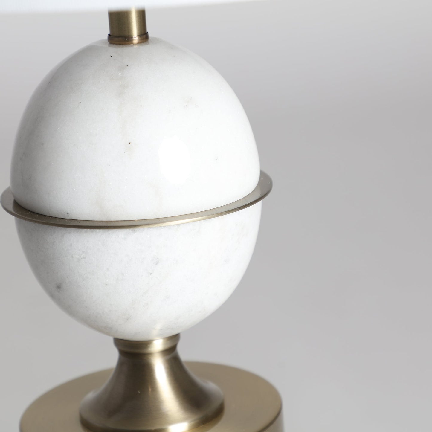 Iraide Table Lamp in White/Gold Colour