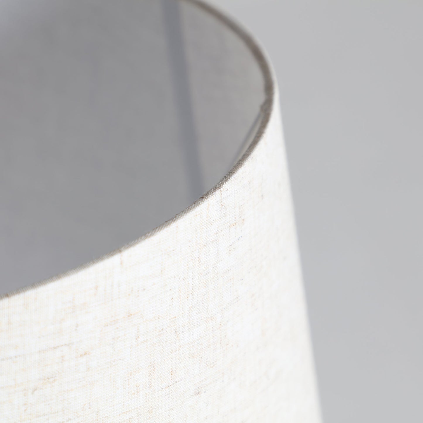 Oksana Table Lamp in Black/Natural Colour