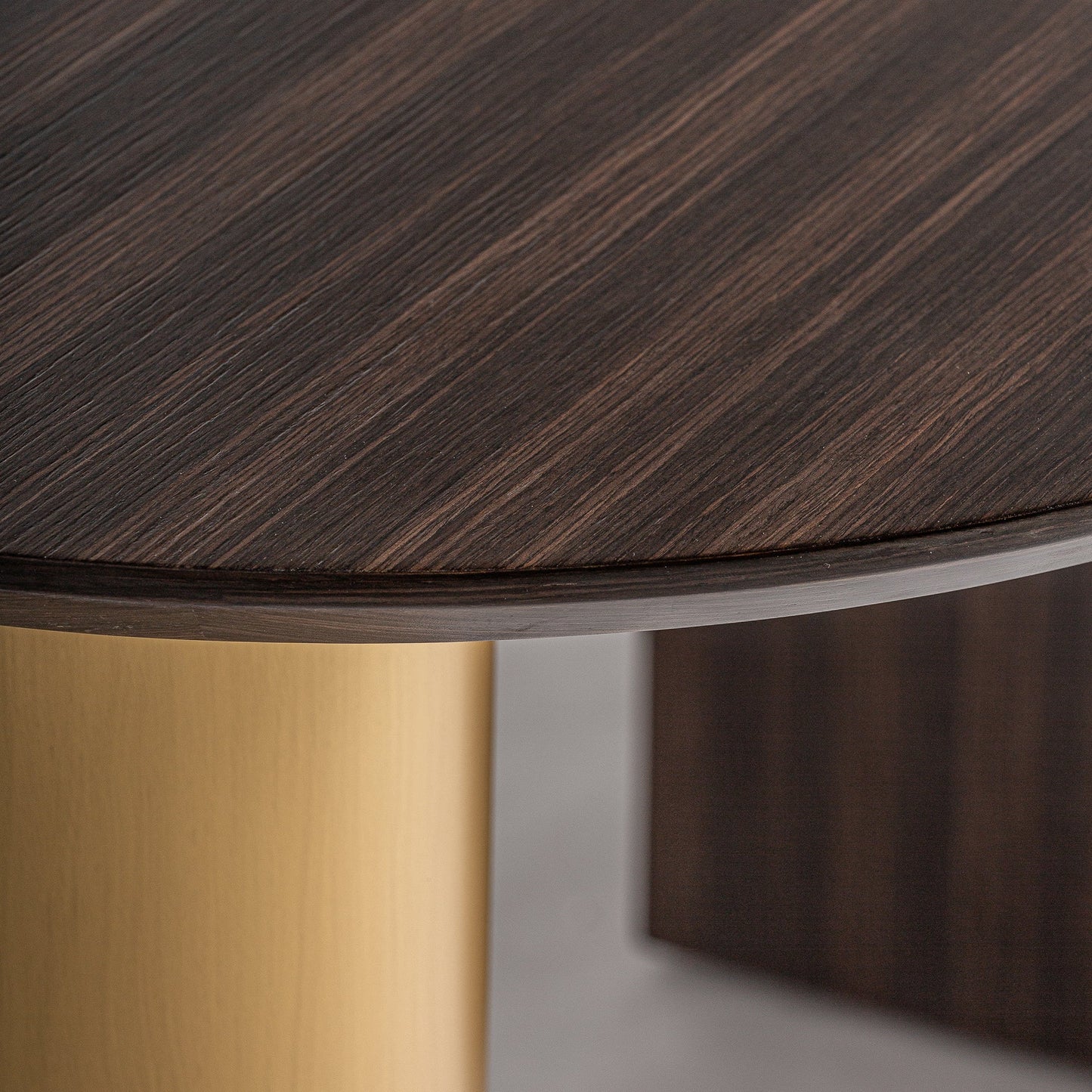 Cheb Desk in Gold/Black Colour