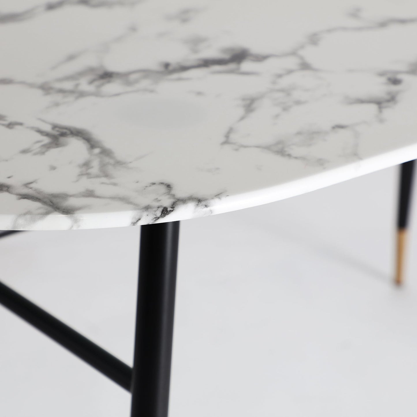 Graz Dining Table in White/Black Colour