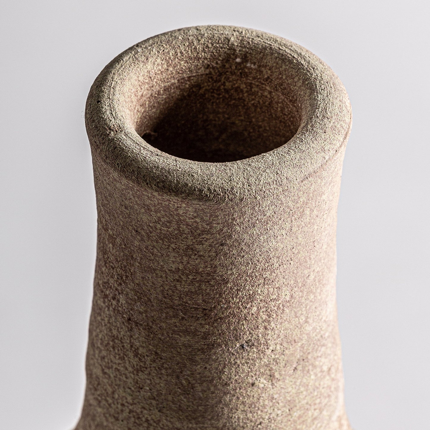 Kansara Vase in Cream Colour