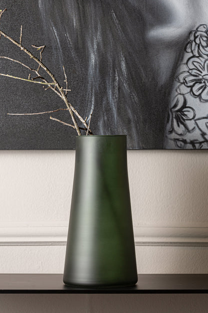 Kiha Vase in Green Colour