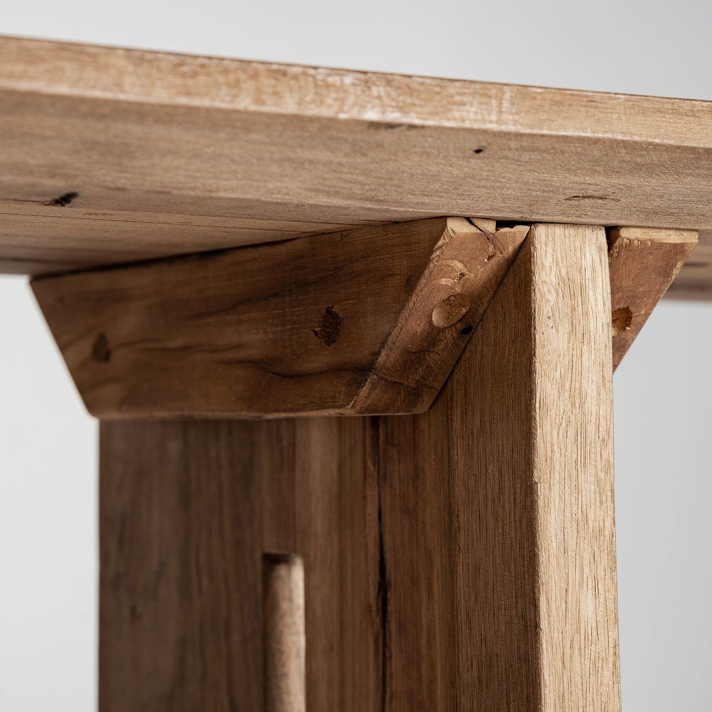 Cotard Console Table in Brown Colour