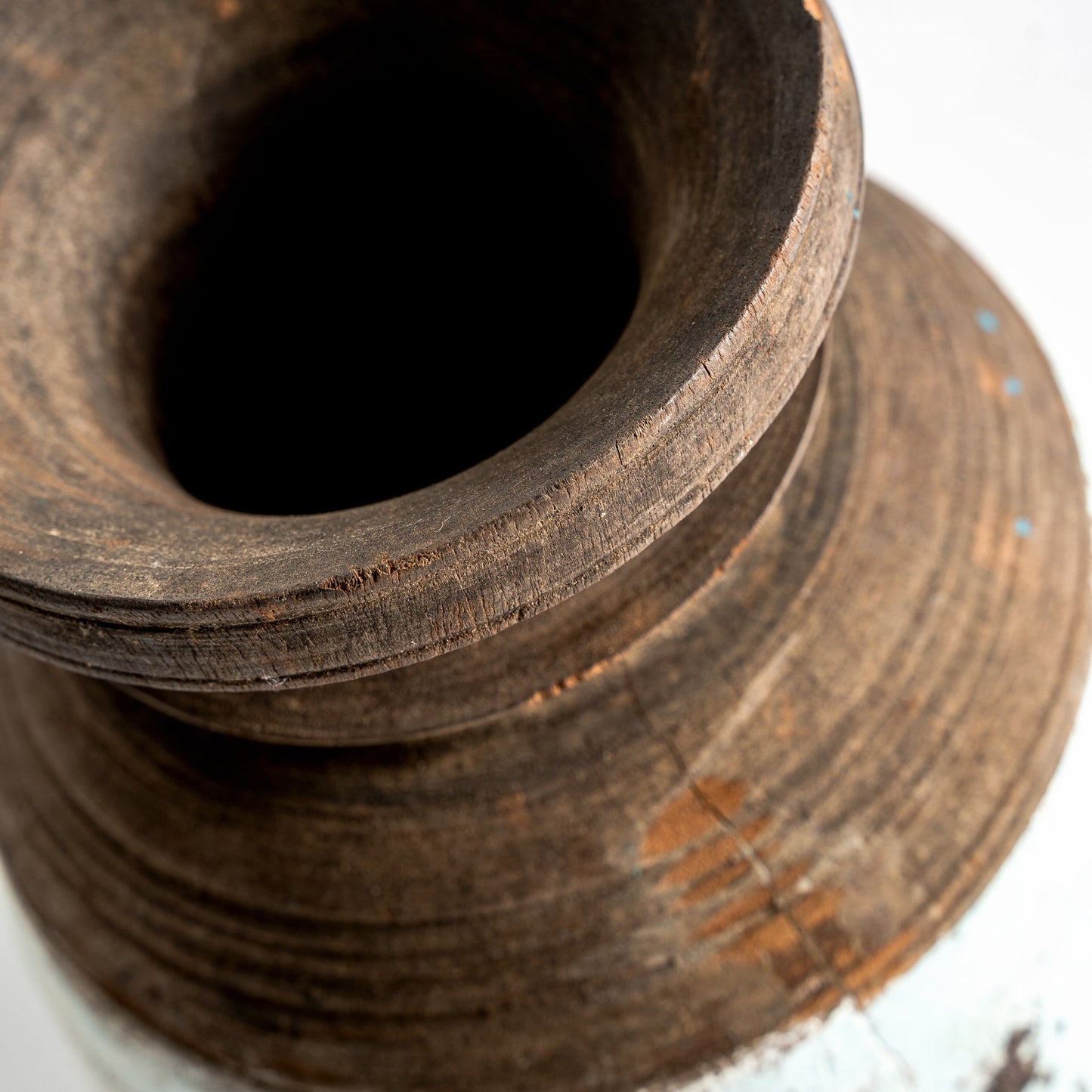 Jarrón Kalid en Color Tonos En Marrón