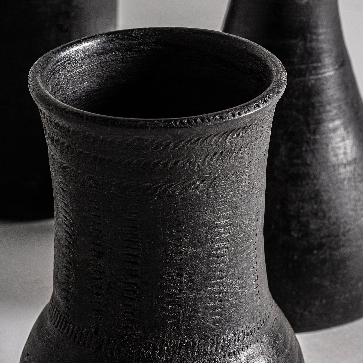 Vase (Set Of 3) in Black Colour