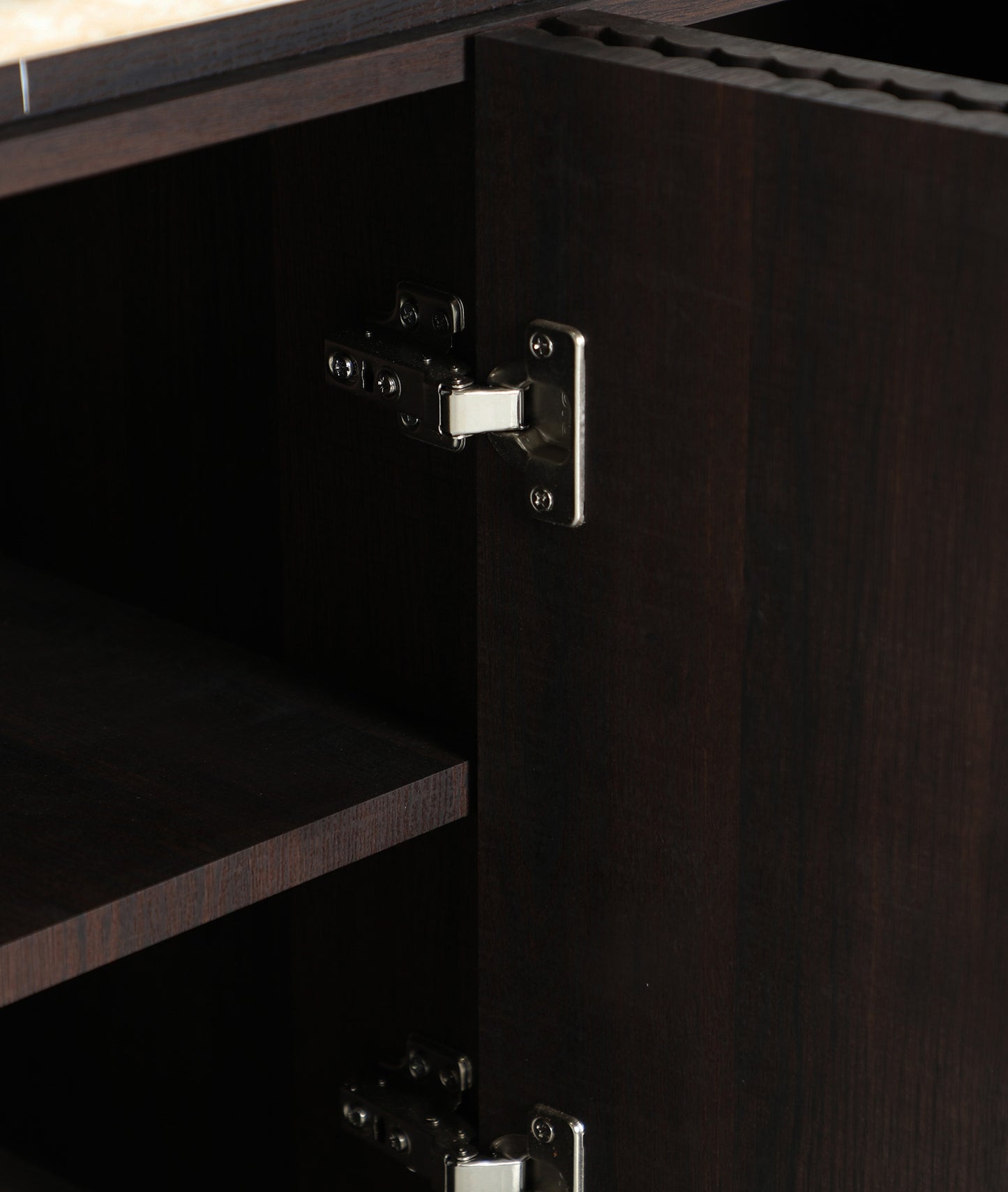 Aparador Verona en madera dm marrón marrón – Estilo Contemporáneo