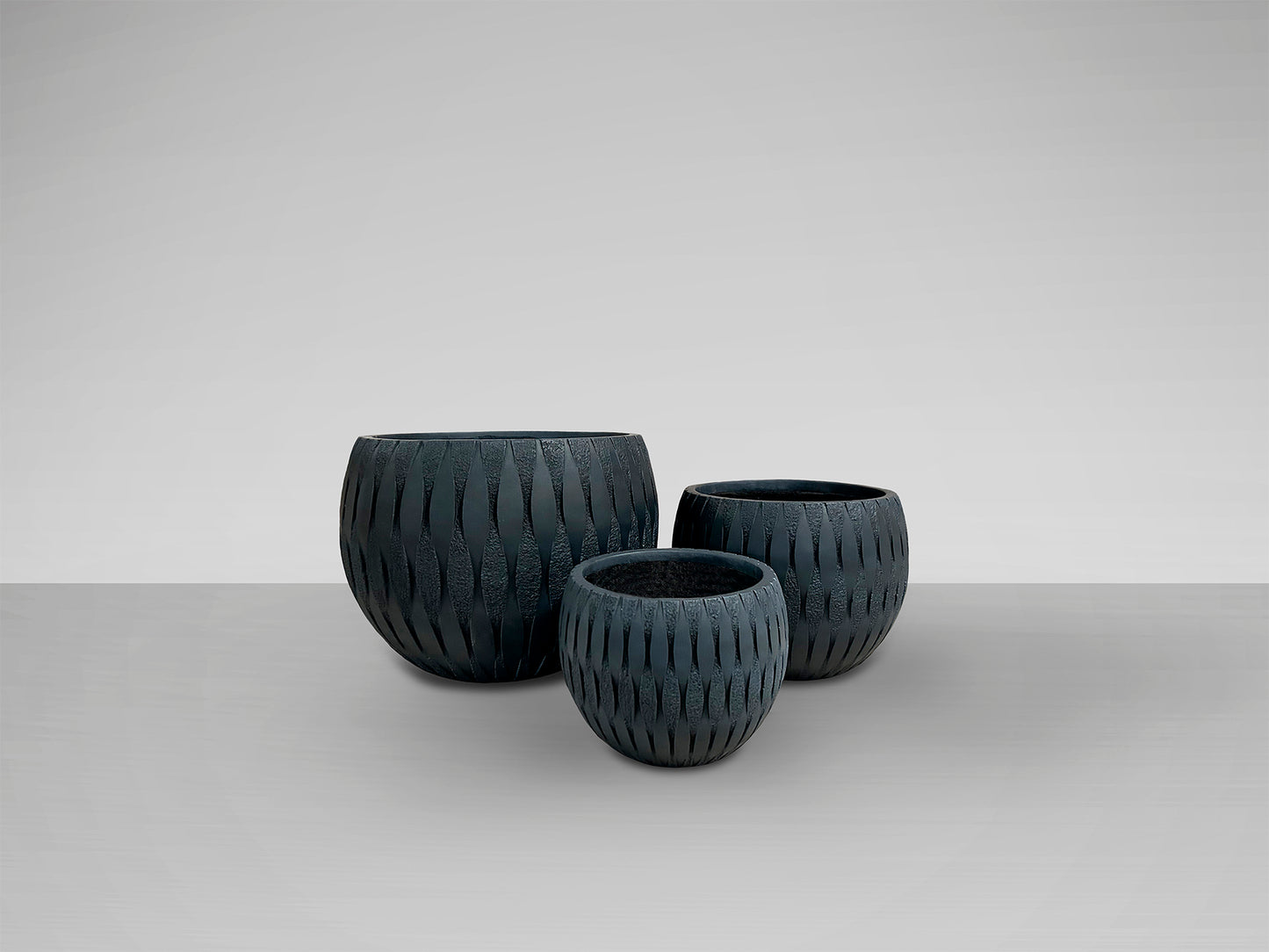 Yuca Set 3 Planters Black