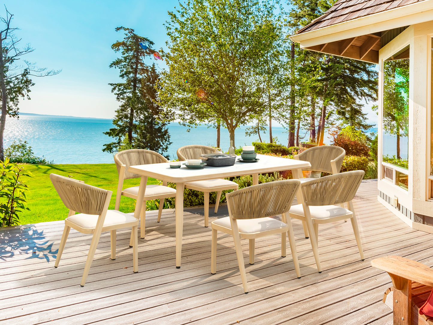 Brizna Outdoor Dining Set