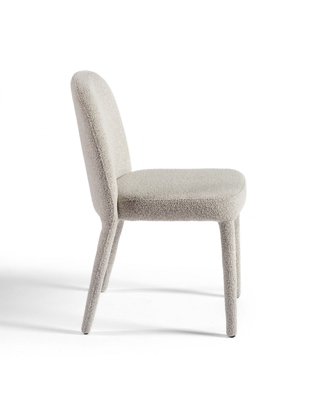 Silla tapizada bouclé grisáceo