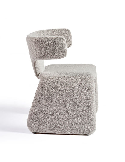 Silla de comedor completamente tapizada bouclé grisáceo