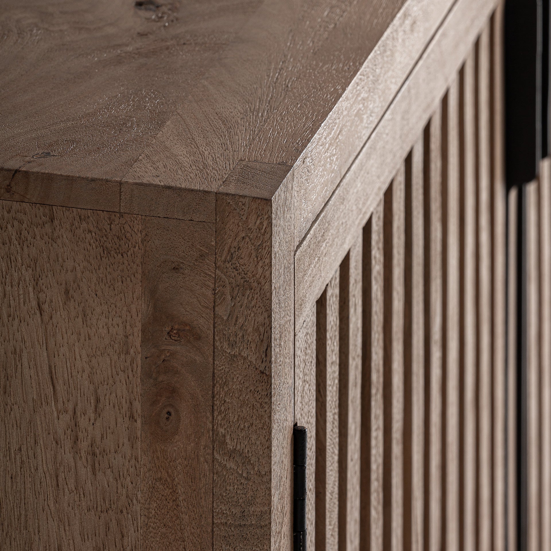 FN=VI37006_37006-03.jpg;SHA256=71d8f9ccf10deb3cd9fc7ad694e88293accaad35de720261531ca63a736a4df9