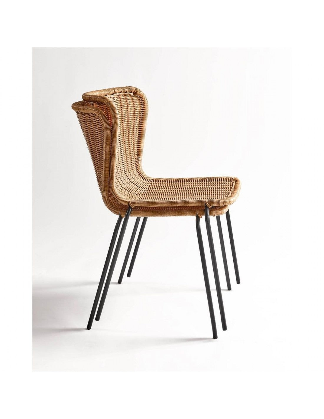 Stackable black leg synthetic rattan chair