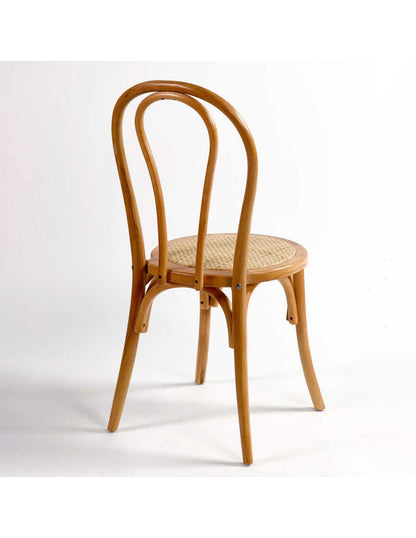 Silla de roble y ratán natural