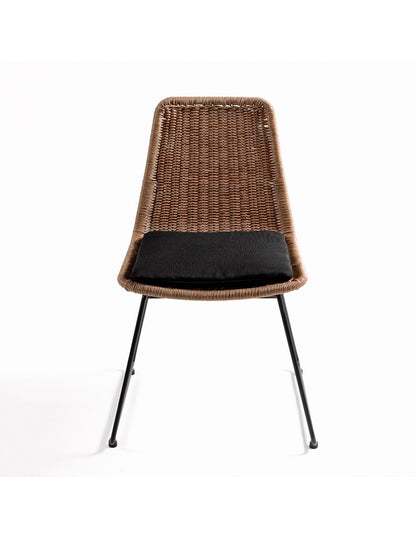 Synthetic rattan chair with black legs