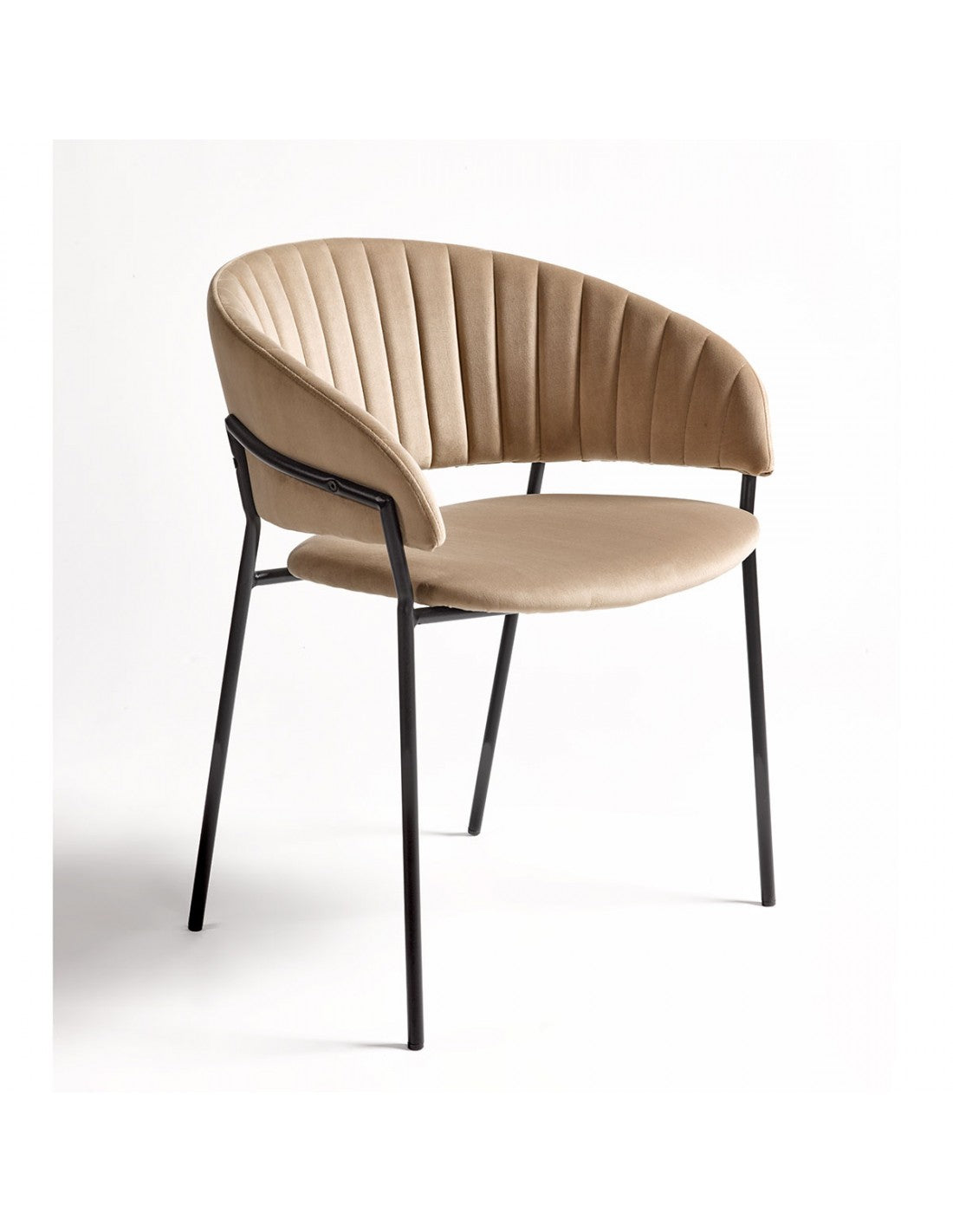 Sillón de tercipelo beige