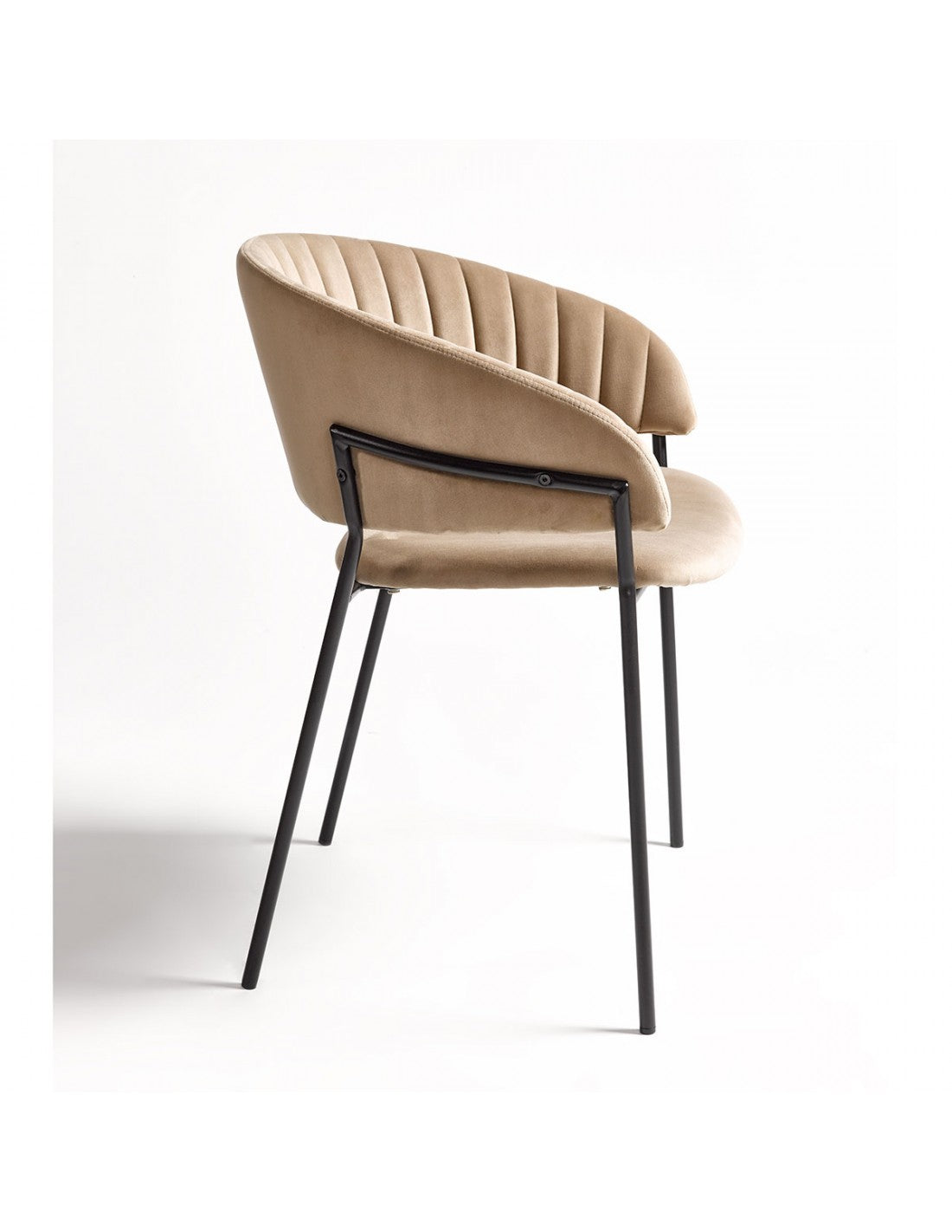 Sillón de tercipelo beige