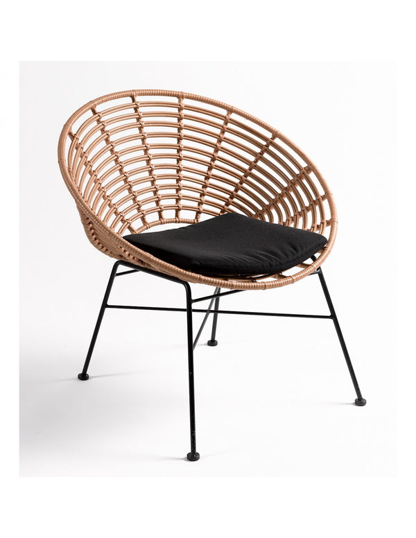 Round rattan armchair with black leg