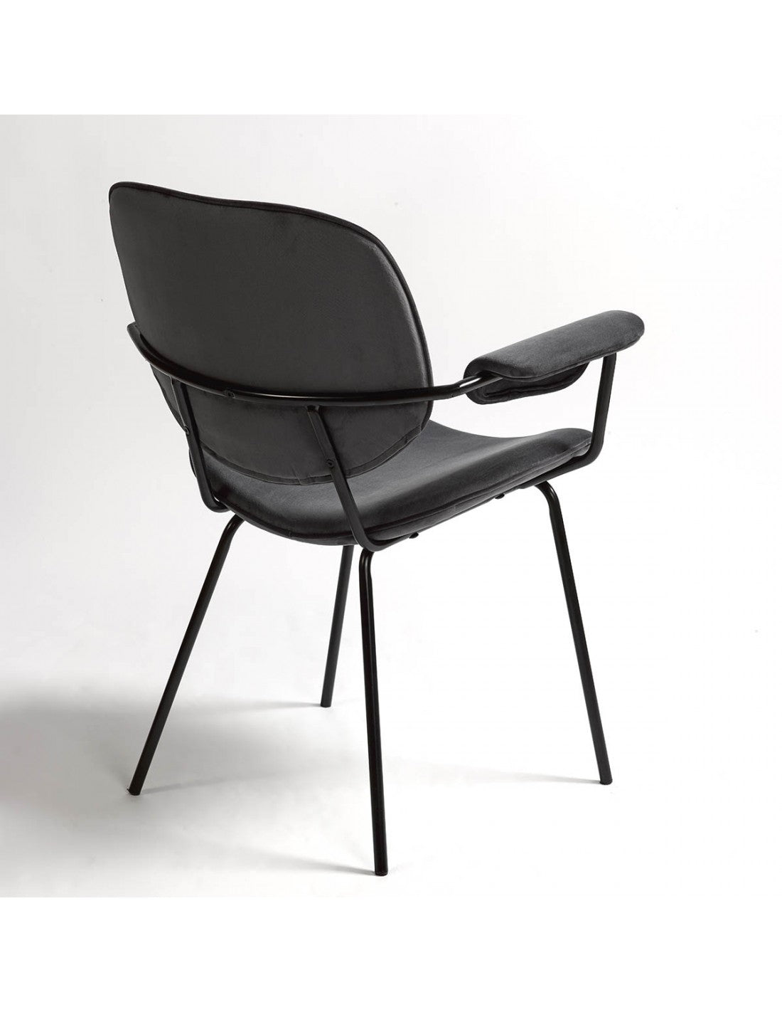 Sillón tapizado gris y metal negro
