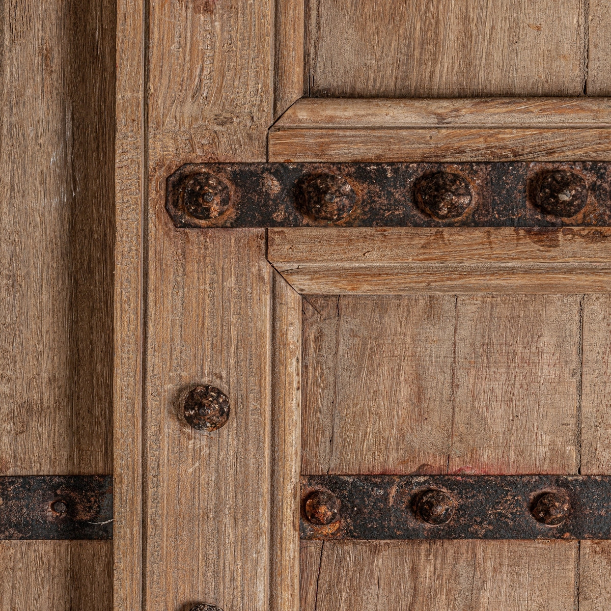 Puerta Sacha en Color Marrón - Muebles Auxiliares - Granada Maison