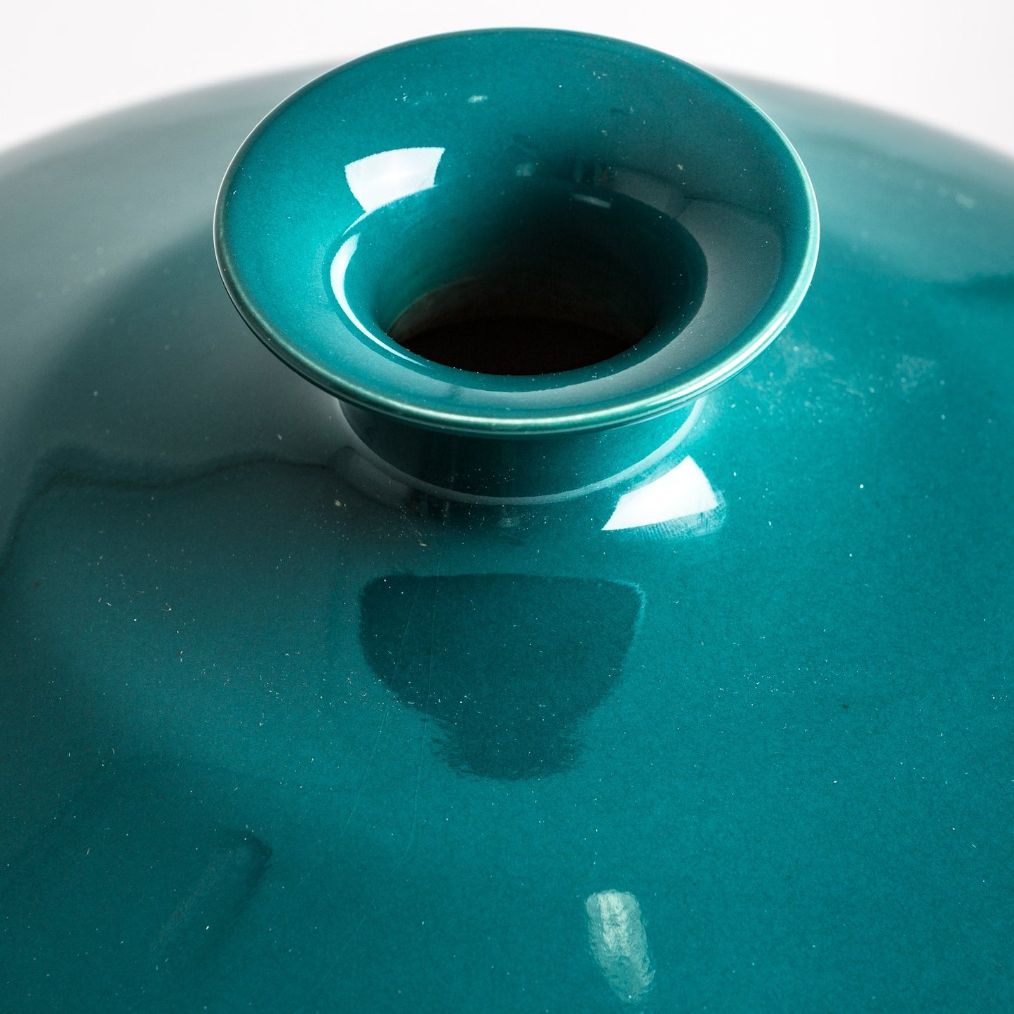 Suki Vase in Turquoise Colour