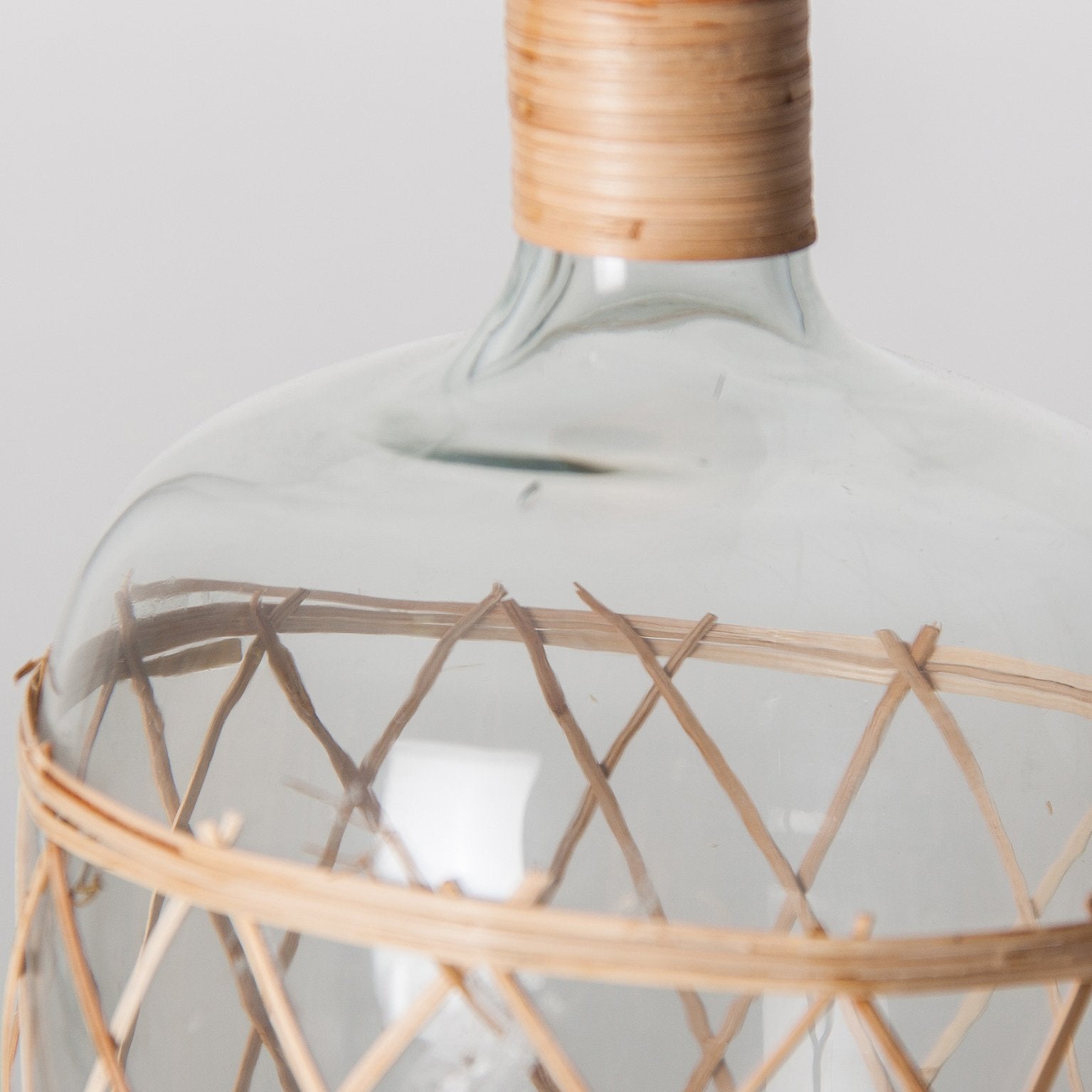 Botella Decorativa Bialy 20x48x20 Cm. - Accesorios del hogar - Granada Maison