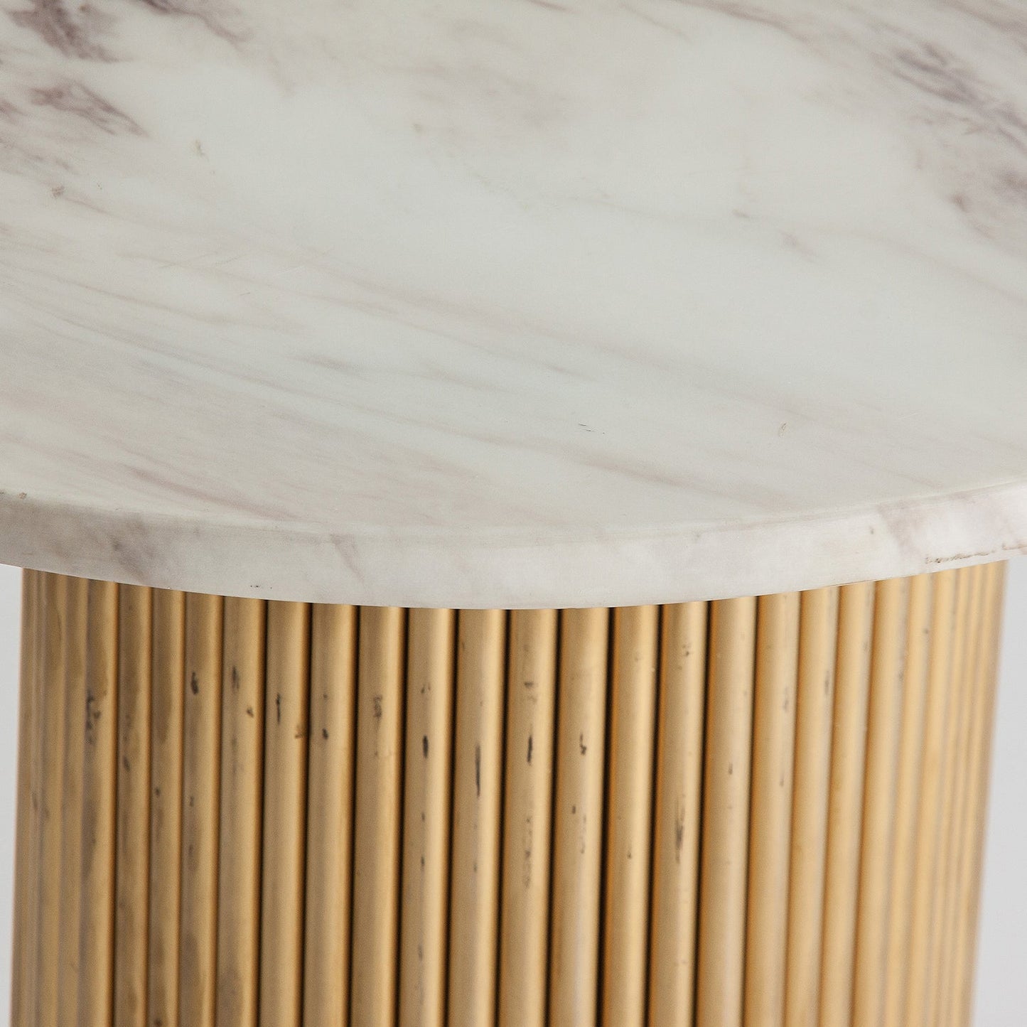 Coen Side Table in White/Gold Colour