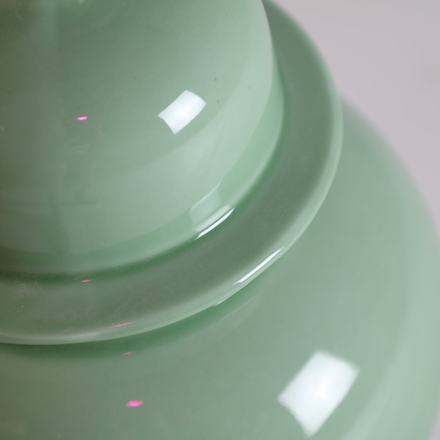 Ivok Vase in Green Colour