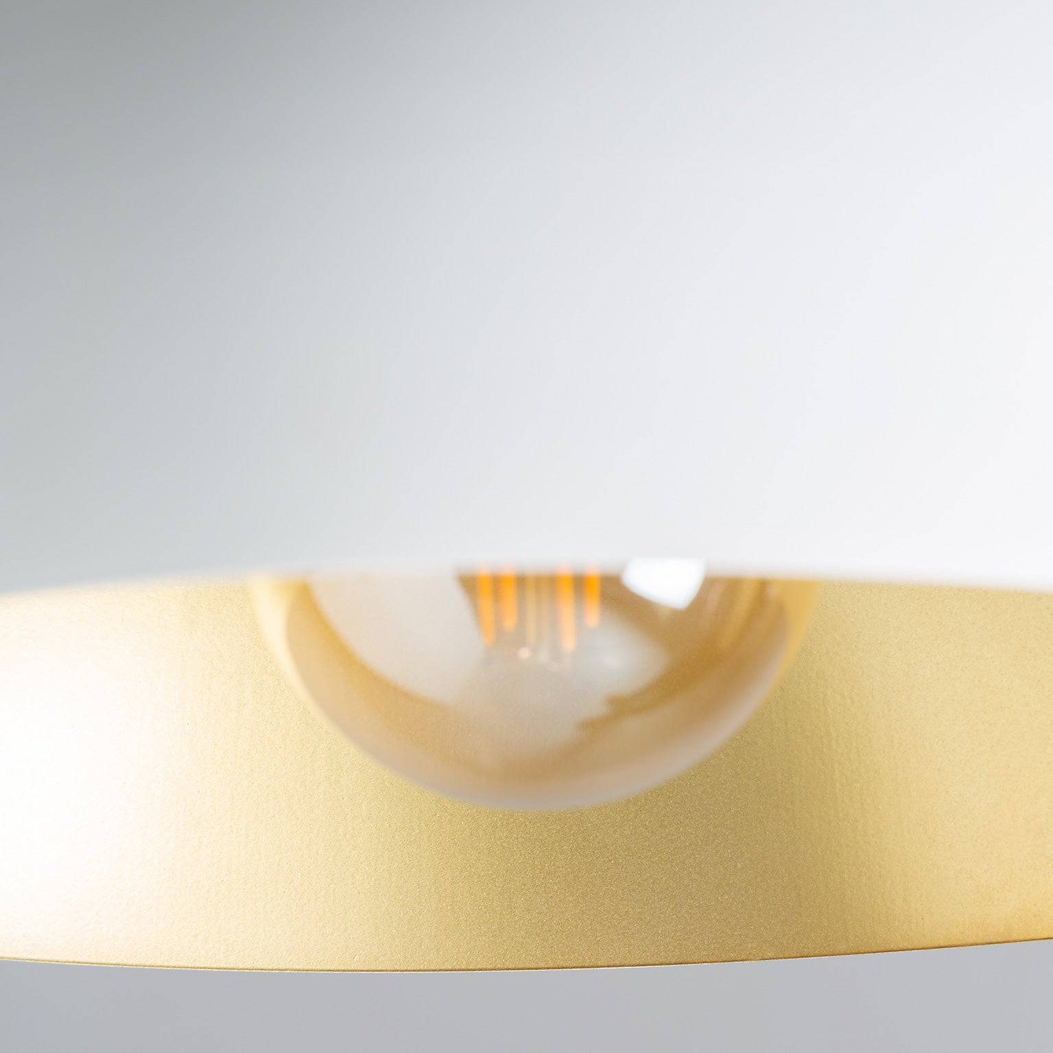 Lámpara De Techo en Color Blanco/Oro - Lámparas de techo - Granada Maison