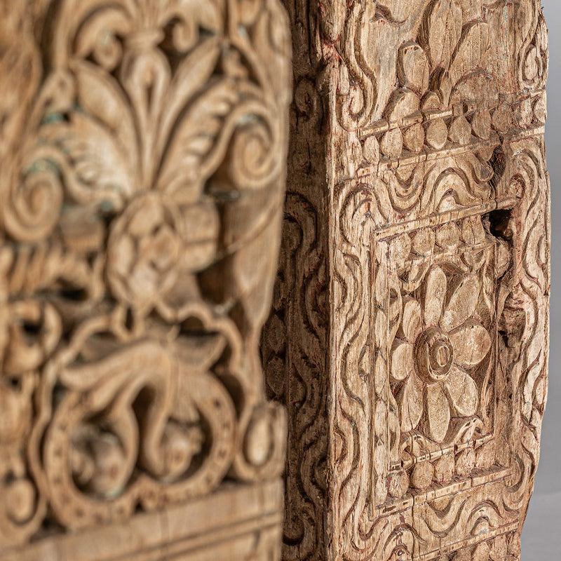 Columna Surt Gea en Color Beige - Figuras y Esculturas Decorativas - Granada Maison