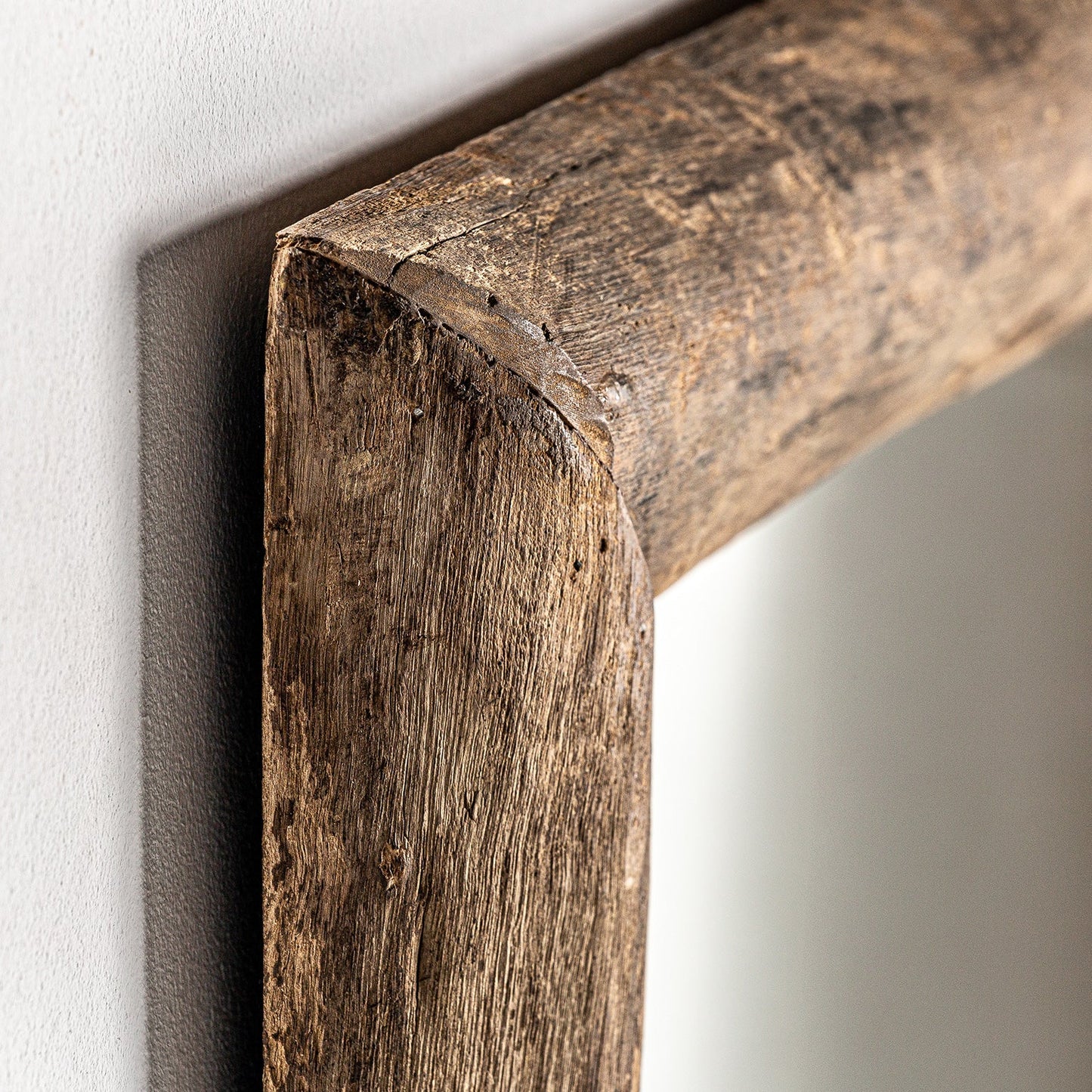 Espejo Badai en Color Natural