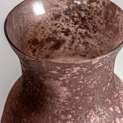 Gieler Vase in Brown Colour